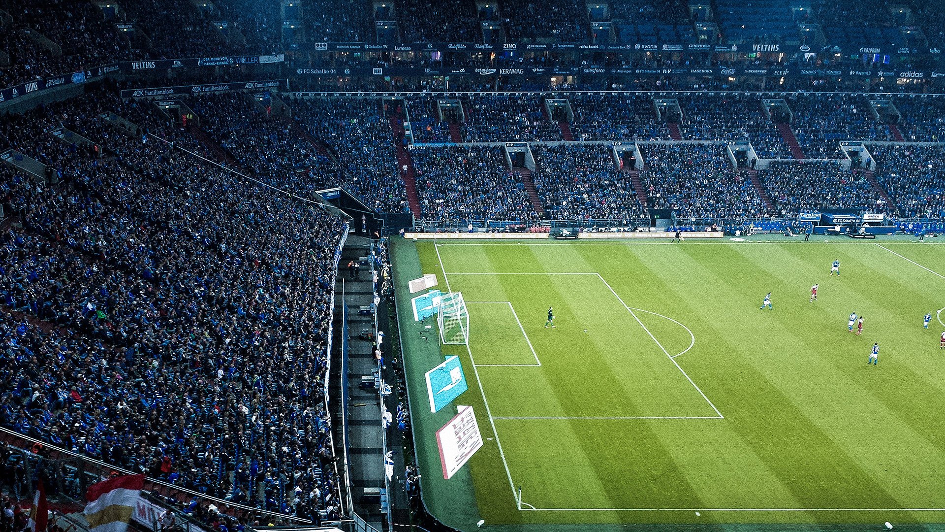 AYX SPORTS-_极光冰雪赛：在极寒中火拼速度_，极光寒冰拳